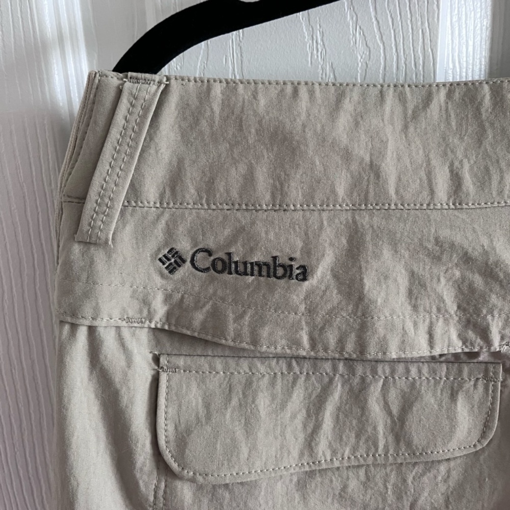 Columbia Women's Size 12 NWT Omni Shield Convertible Pants Beige - Picture 10 of 12